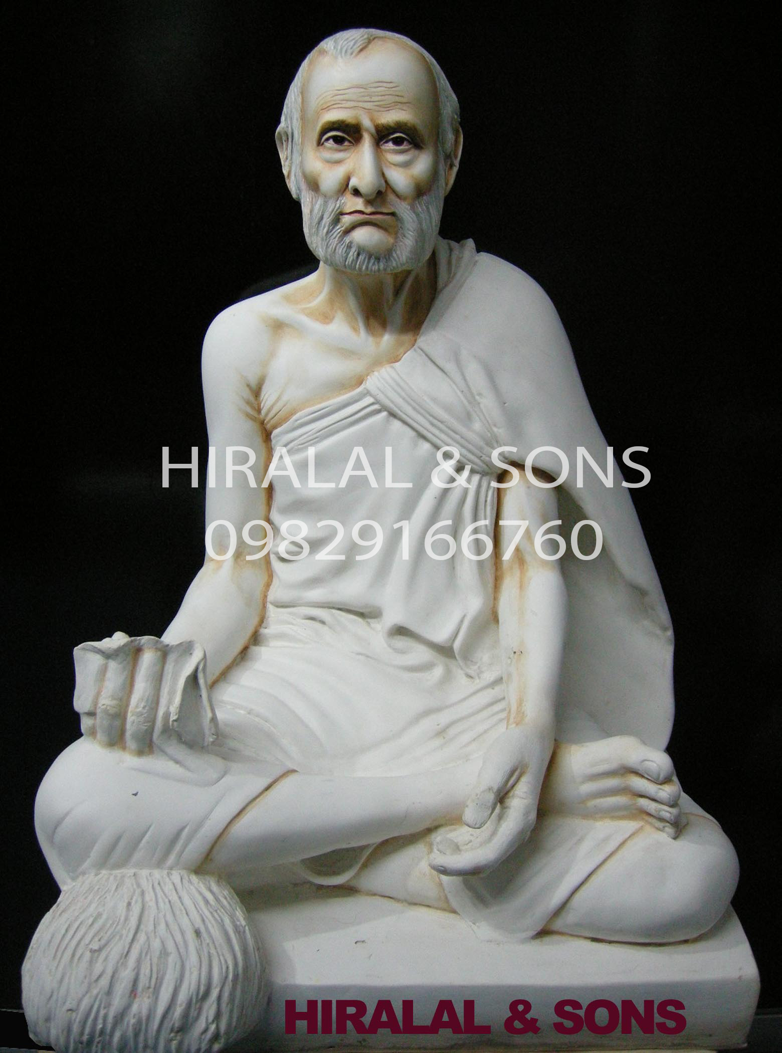 Rajendra Suri ji Maharaj Statue