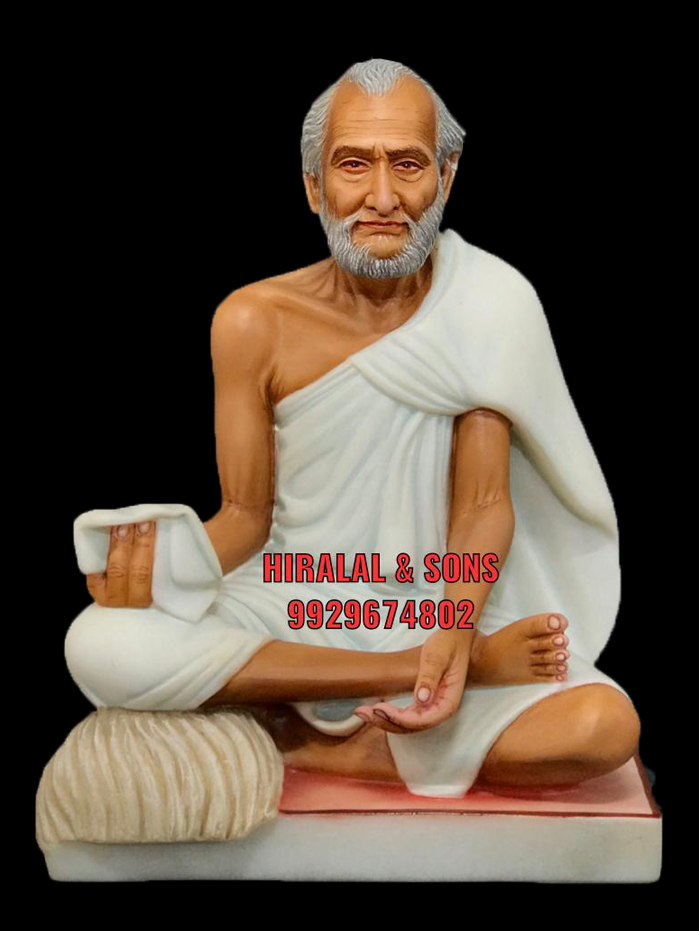 Rajendra Suri ji Maharaj Statue